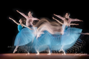 Fresque de mouvement de danse par procédé de motion sculpture. Dance fresco  using motion sculpture process