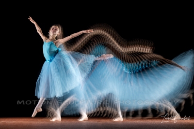 Fresque photo de mouvement de danse - Dance motion photo fresco - Motion Sculpture